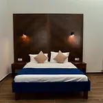 Alfredo Hotel