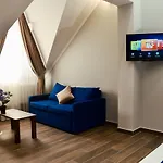Alfredo Hotel *